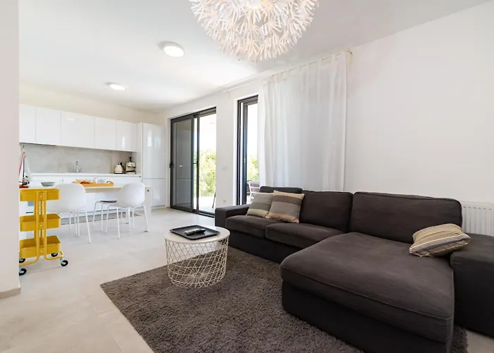 D. Marine Lejlighed Bibinje