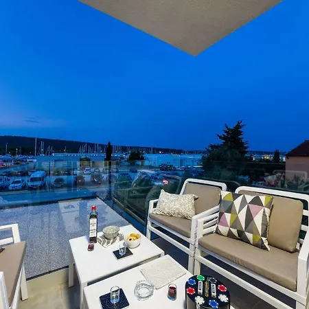 Apartman D. Marine